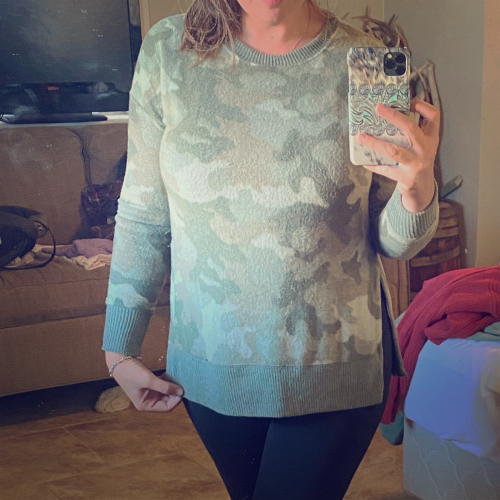 Camo Sweatshirt